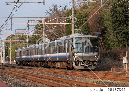 JR西日本223系(編成写真) JR西日本223系(編成写真) 66187345