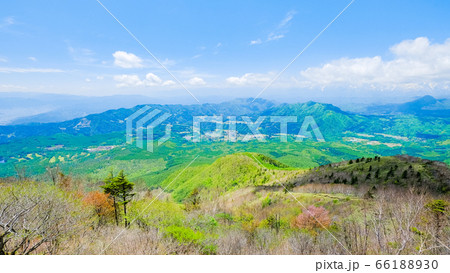 新緑の飯縄山登山（南面の眺め） 66188930