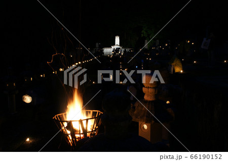 鳥取　四季の散歩　秋　池田家墓所 66190152