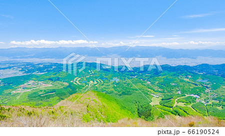 新緑の飯縄山登山(飯縄大明神からの眺め) 新緑の飯縄山登山(飯縄大明神からの眺め) 66190524