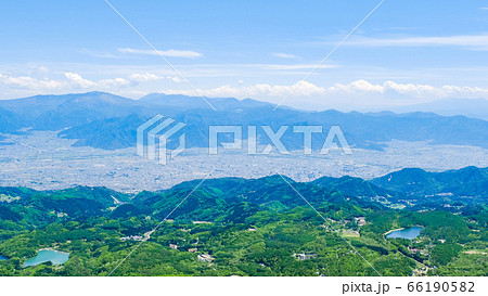 新緑の飯縄山登山（飯縄大明神からの眺め） 66190582