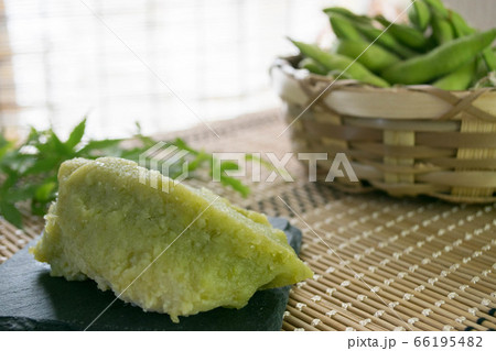 ずんだあんのおはぎと枝豆 66195482