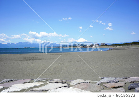 湘南の海と富士山 湘南の海と富士山 66195572