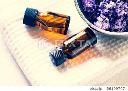 アロマテラピー　エッセンシャルオイル 66199707