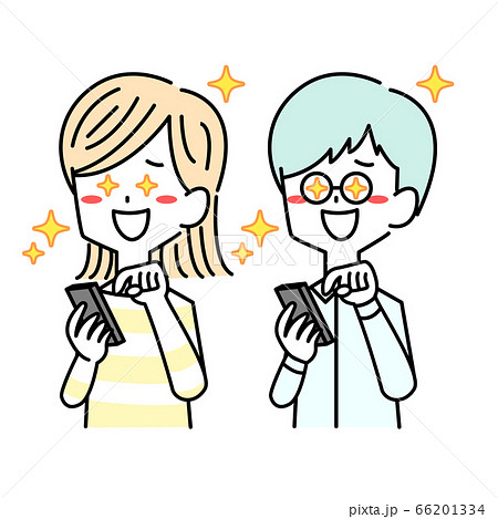 スマホを見て期待に胸が膨らんでいる男女 スマホを見て期待に胸が膨らんでいる男女 66201334