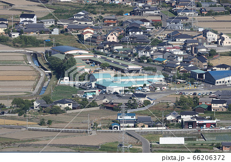 三豊市豊中町、市立豊中保育所と市立豊中幼稚園付近 三豊市豊中町、市立豊中保育所と市立豊中幼稚園付近 66206372