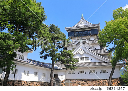 【福岡県】新緑の小倉城天守閣 66214867