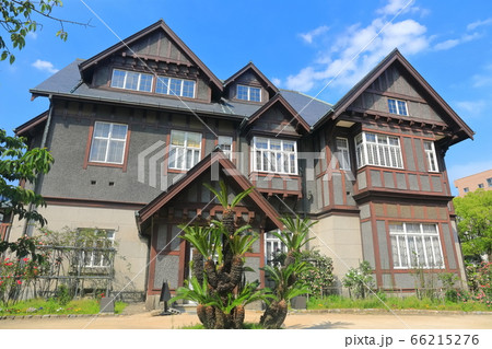 【福岡県】晴天下の旧門司三井倶楽部 66215276