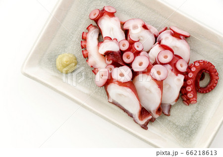 ボイル蛸の刺身の写真素材