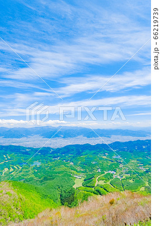 新緑の飯縄山登山（飯縄大明神からの眺め） 66219739