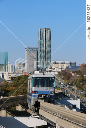 大阪モノレール　山田駅から千里中央の方を見る 66223427