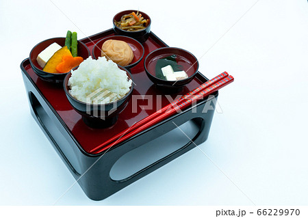仏様にお供えするための御霊具膳 66229970