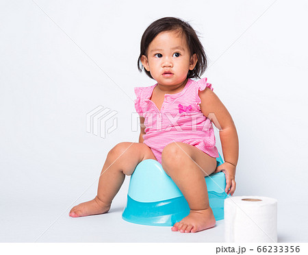 little cute baby child girl education training to little cute baby child girl education training to 66233356
