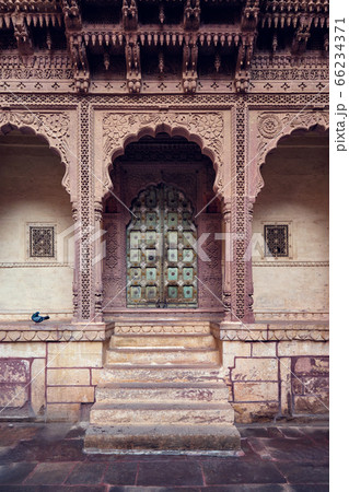 Arched gateway in Mehrangarh fort. Jodhpur, Rajasthan, India Arched gateway in Mehrangarh fort. Jodhpur, Rajasthan, India 66234371