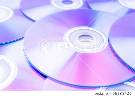 たくさんのCDディスク 66235426