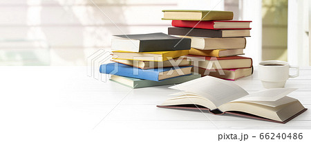 本 読書のイメージ 本 読書のイメージ 66240486