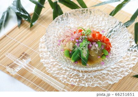 夏野菜と海老の炊き合わせ 66251651