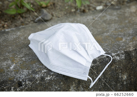 マスクのポイ捨てイメージ マスクのポイ捨てイメージ 66252660