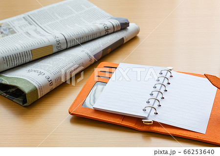 英字新聞　ビジネス　ワールドワイド　ニュース　英語力　アルファベット 66253640