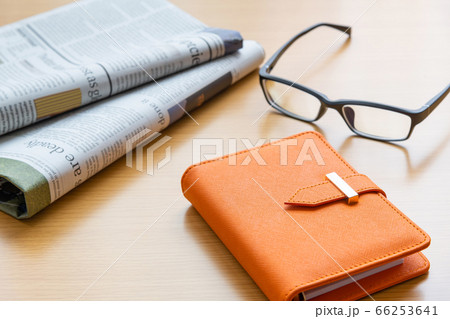 英字新聞　ビジネス　ワールドワイド　ニュース　英語力　アルファベット 66253641