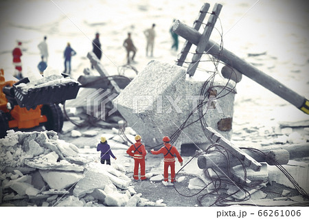 災害後の街のジオラマ風景のイメージ 66261006