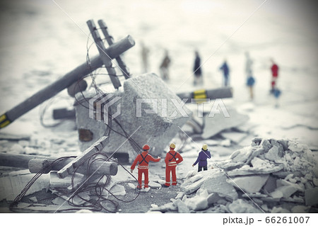 災害後の街のジオラマ風景のイメージ 66261007