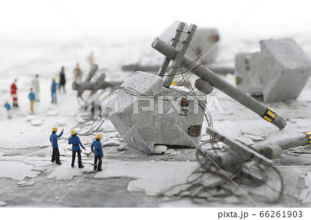 災害風景のジオラマ 災害風景のジオラマ 66261903