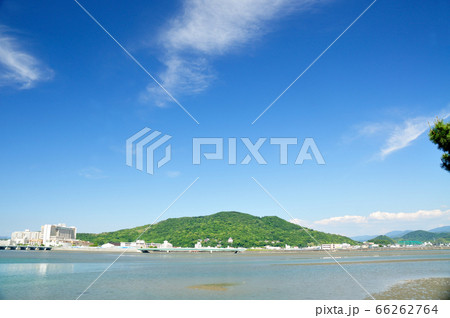 和歌浦片男波公園から名草山を望む 和歌浦片男波公園から名草山を望む 66262764