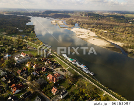 Aerial view of Vistula river and Kaziemierz Dolny, Poland 66263097