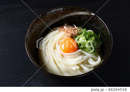 釜玉うどん 66264558