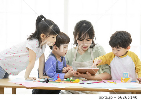 先生 少女 アート 66265140