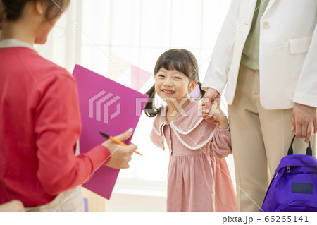 幼稚園児 ママ 母 66265141