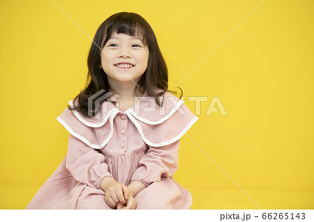 少女 子供 人物 66265143