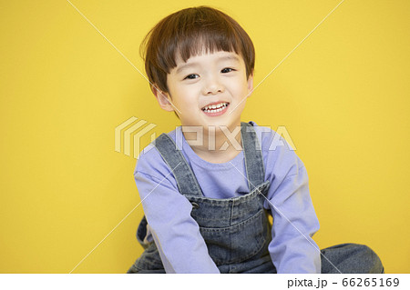 少年 子供 ポートレート 66265169