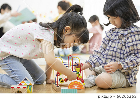 少女 幼稚園 友達 66265265
