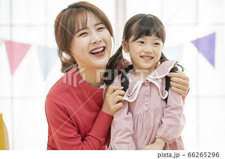 幼稚園児 ママ 母 66265296