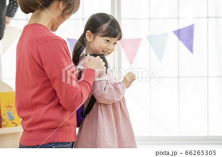 幼稚園 幼稚園児 ママ 66265305