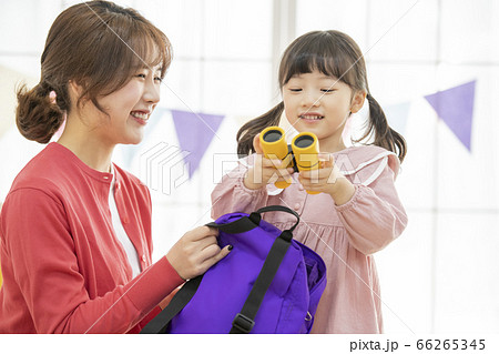 幼稚園児 ママ 母 66265345