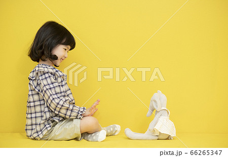 ライフスタイル 少女 子供 66265347