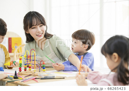 女性 女 女の子 66265423