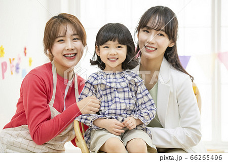 幼稚園児 ママ 母 66265496