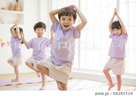 少年 体育 幼稚園 66265519