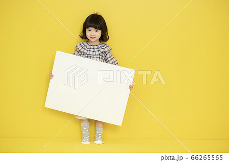 少女 子供 笑顔 66265565