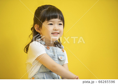 少女 子供 人物 66265596