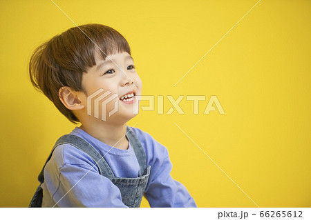 少年 子供 ポートレート 66265612