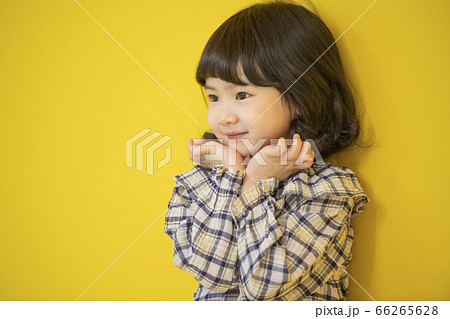 少女 子供 人物 66265628