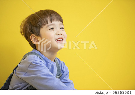 少年 子供 ポートレート 66265631