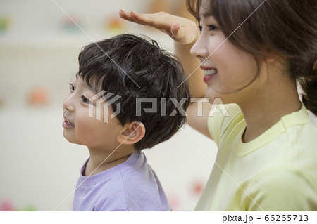 少年 子供 幼稚園児 66265713