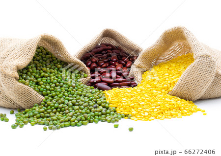Grains Mung bean and red beans in a sack on a white background Grains Mung bean and red beans in a sack on a white background 66272406