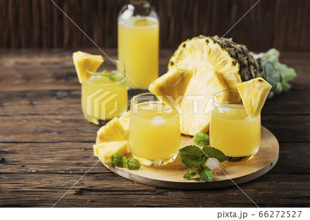 Fresh summer pineapple juice Fresh summer pineapple juice 66272527